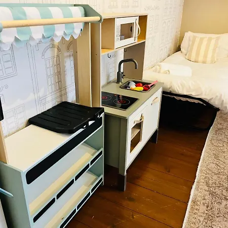 Сasa de vacaciones House * Sleeps 11 * Five Star * *